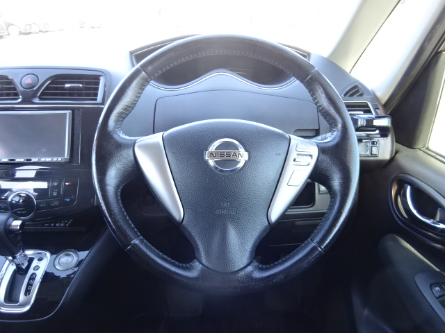 日産 セレナの画像16