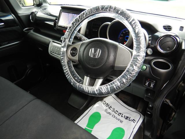 ホンダ N-BOXカスタムの画像12