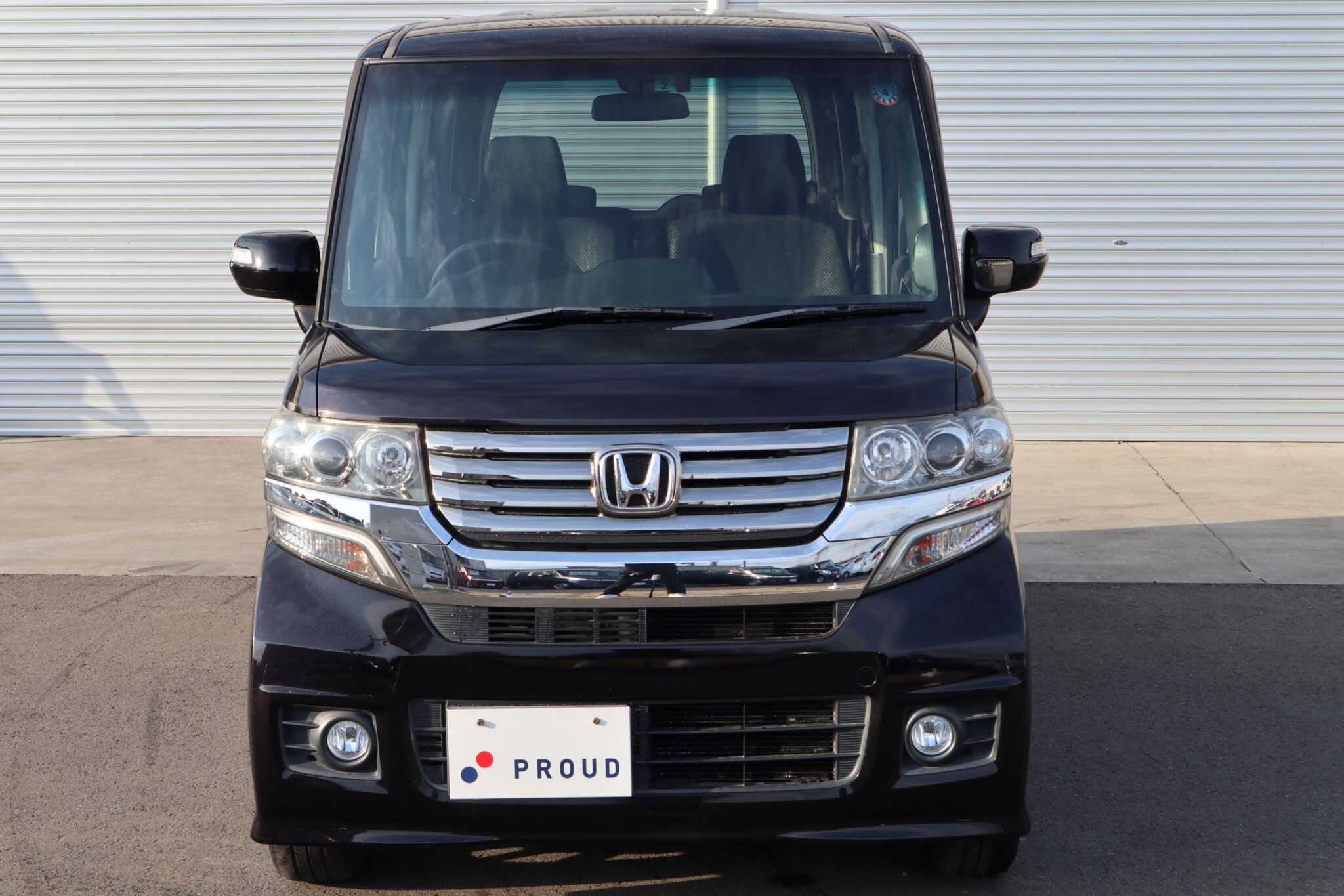 ホンダ N-BOXカスタムの画像2