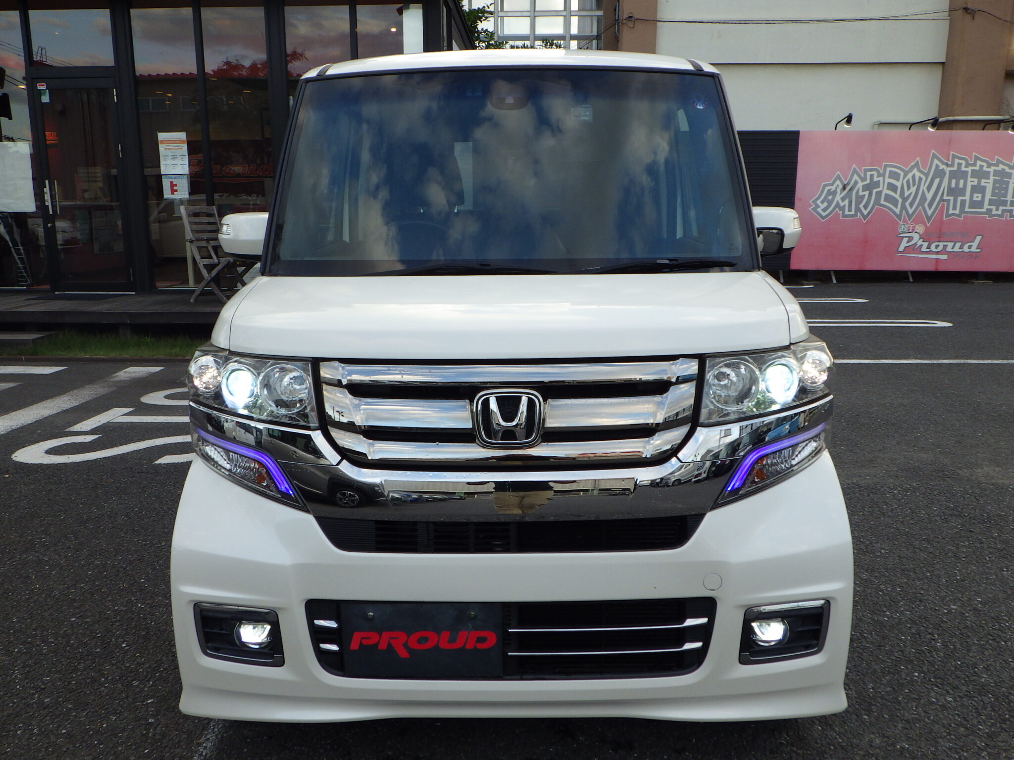ホンダ N-BOXカスタムの画像5