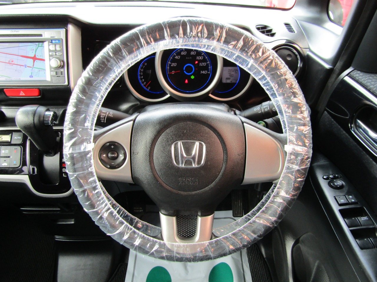 ホンダ N-BOXカスタムの画像8
