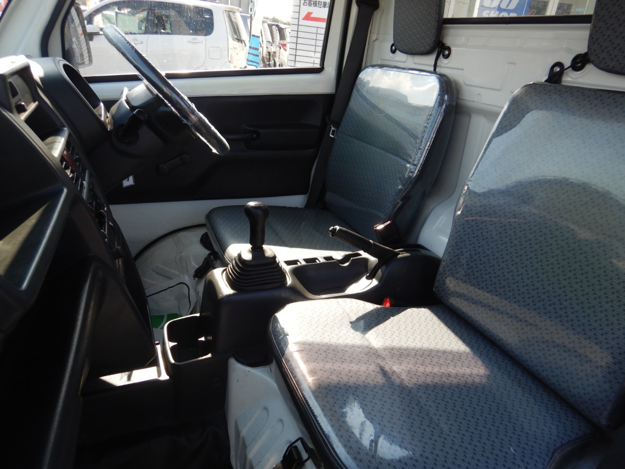 日産 NT100クリッパートラックの画像5