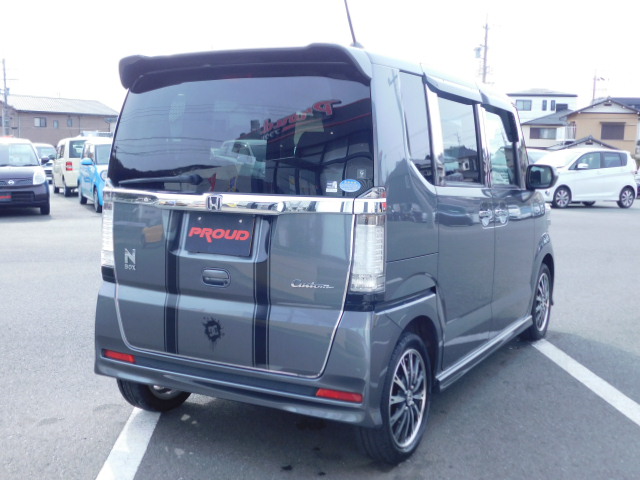 ホンダ N-BOXカスタムの画像5