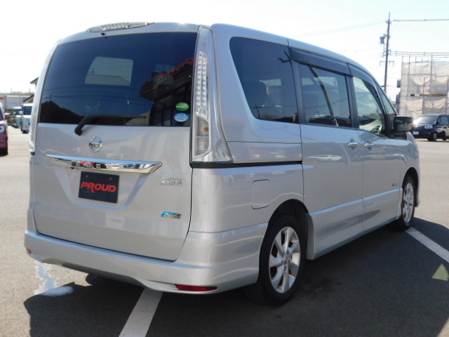 日産 セレナの画像5