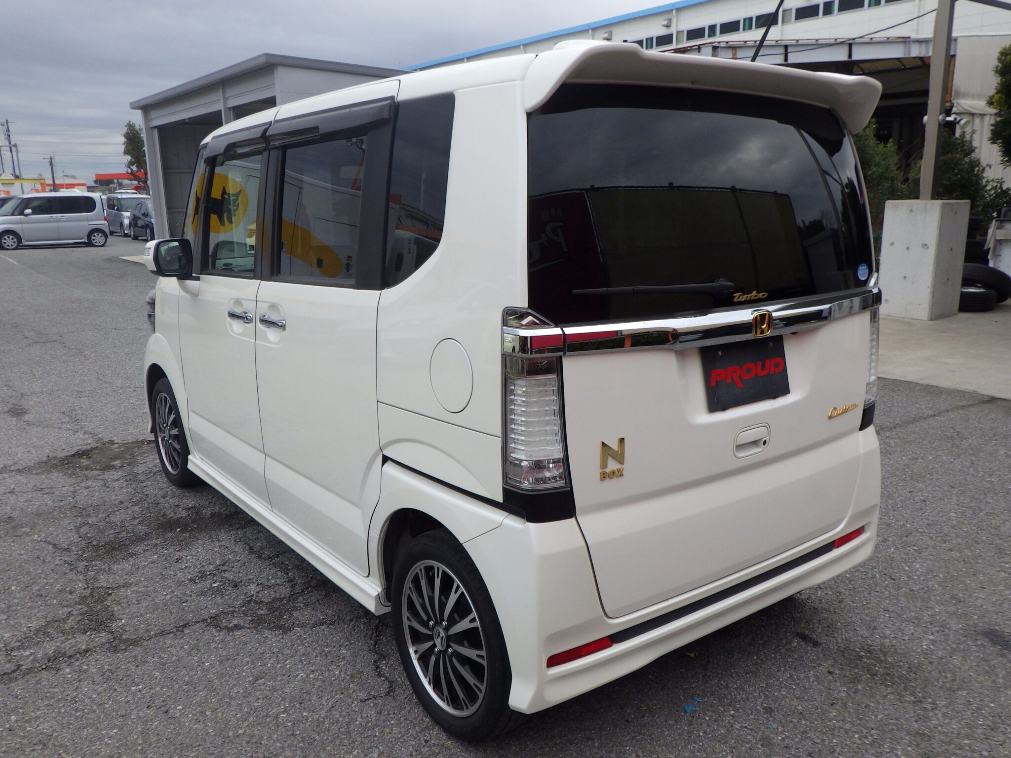 ホンダ N-BOXカスタムの画像7