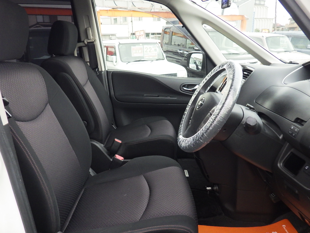 日産 セレナの画像8