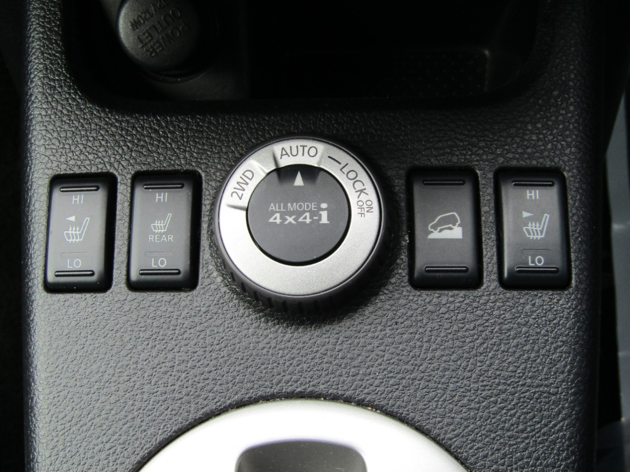 日産 エクストレイルの画像14