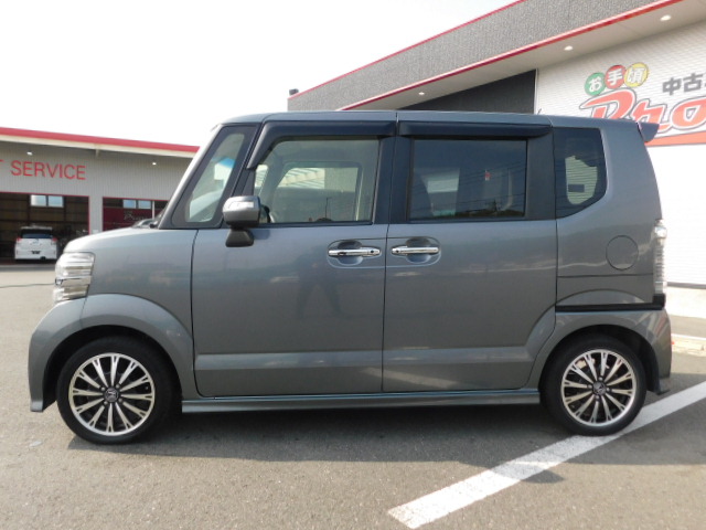 ホンダ N-BOXカスタムの画像8