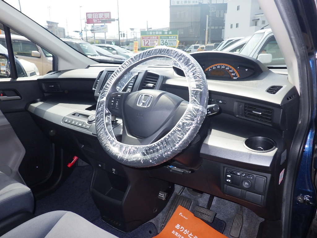 ホンダ フリードの画像2