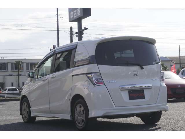 ホンダ フリードスパイクハイブリッド　の画像4