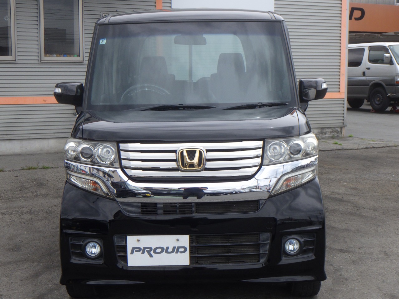 ホンダ N-BOXカスタムの画像9