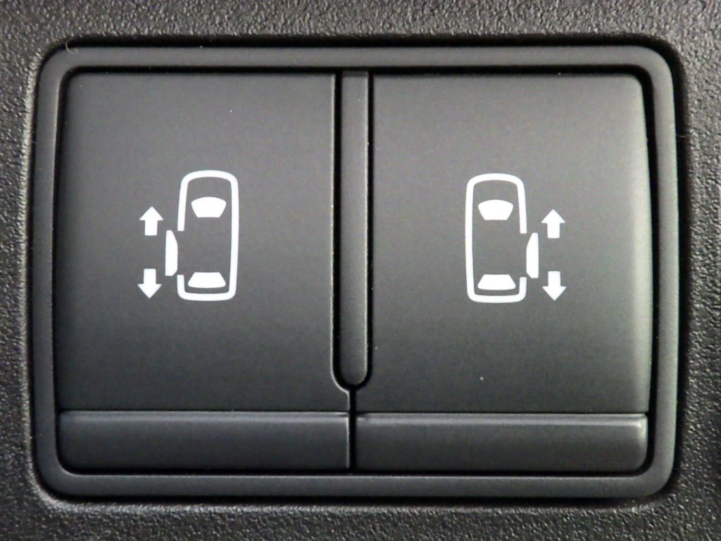 日産 セレナの画像14