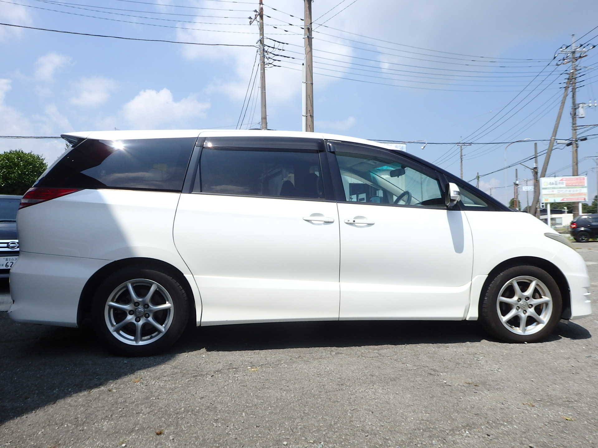 トヨタ エスティマの画像4