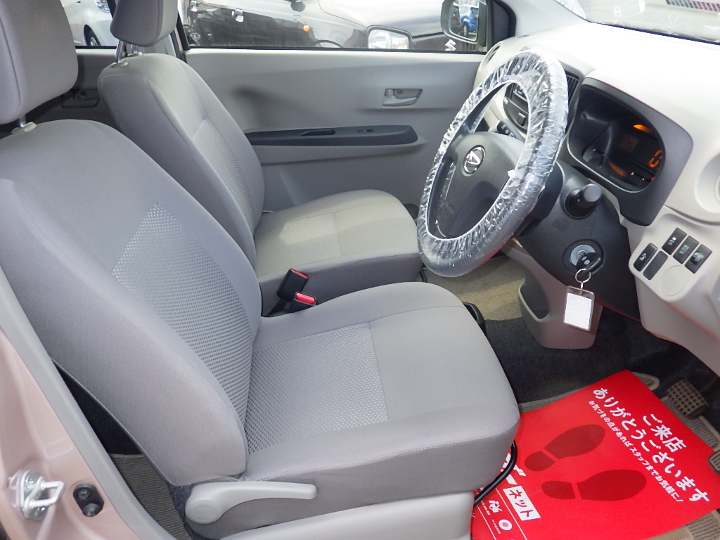 ダイハツ ミライースの画像3