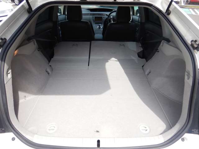 トヨタ プリウスの画像11