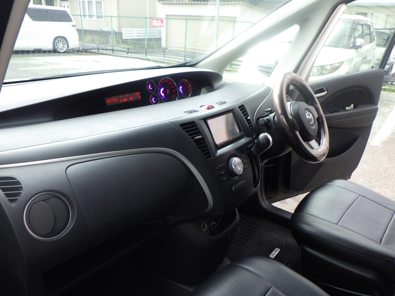 マツダ ビアンテの画像14