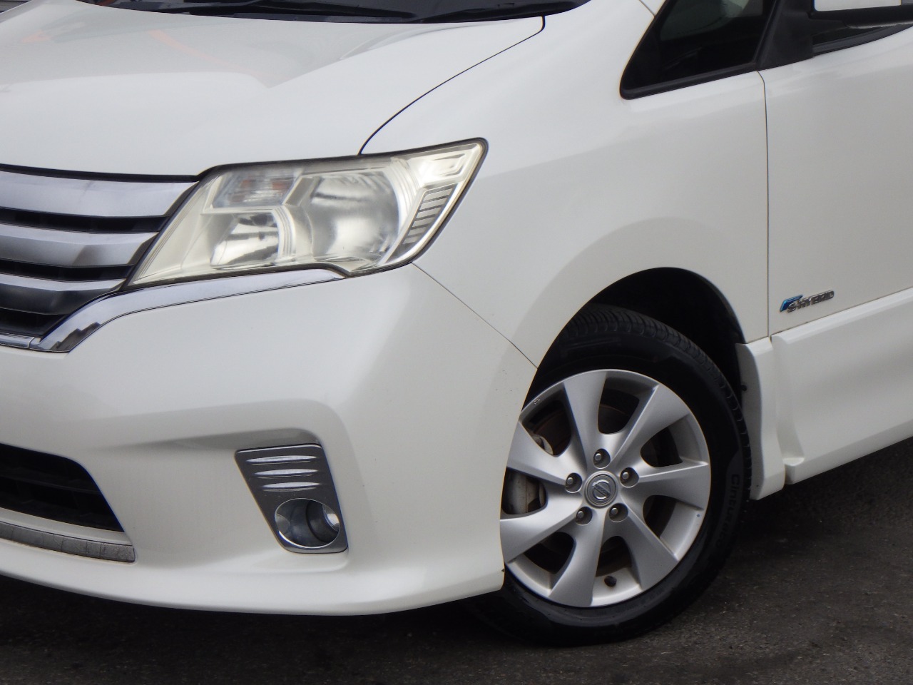 日産 セレナの画像2