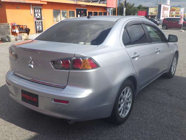 三菱 ギャランフォルティスの画像5