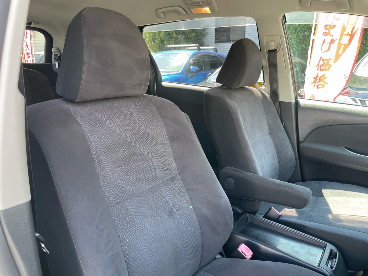 トヨタ エスティマの画像15