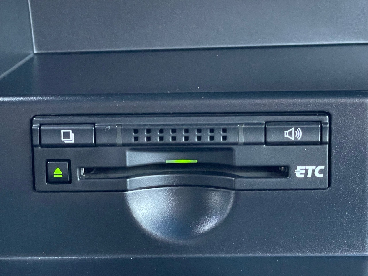 トヨタ エスティマの画像10