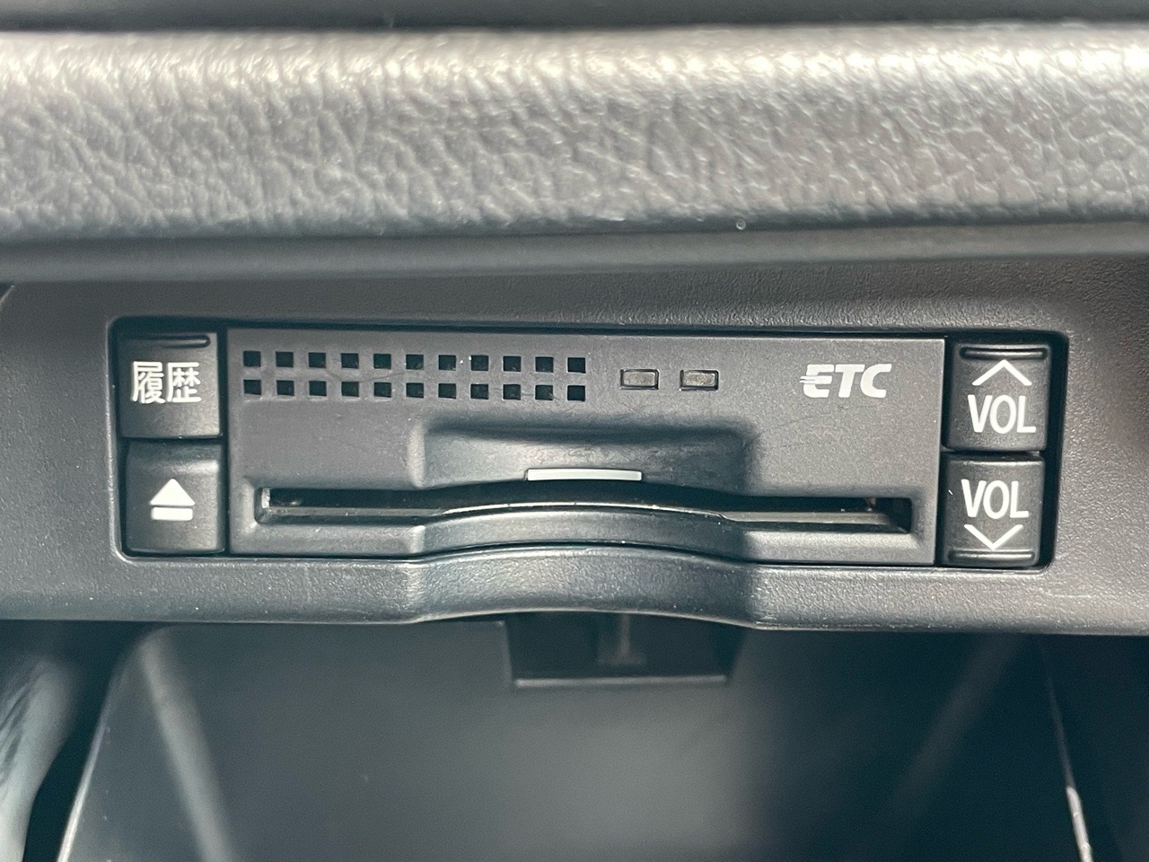 トヨタ ヴォクシーの画像10