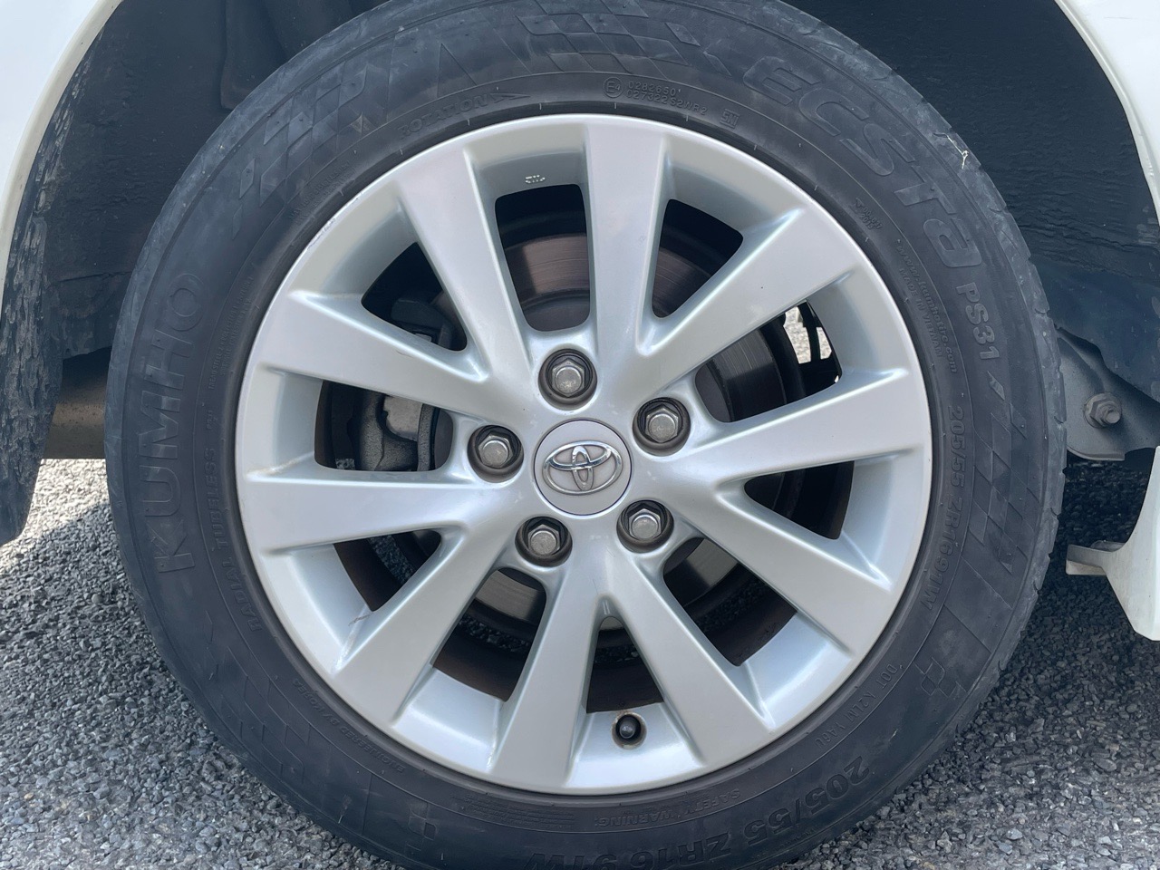 トヨタ アイシスの画像18