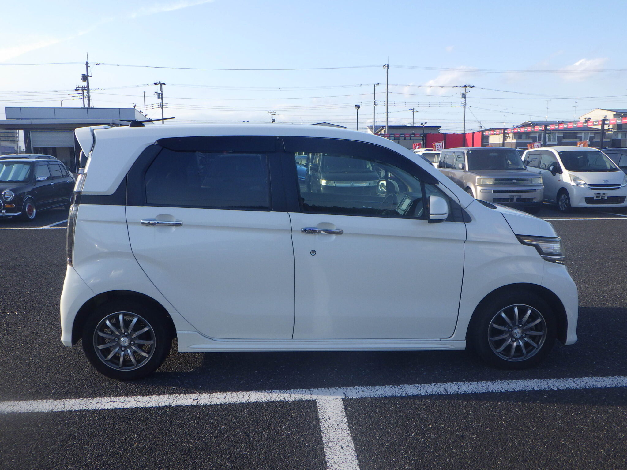 ホンダ N-WGNカスタムの画像4