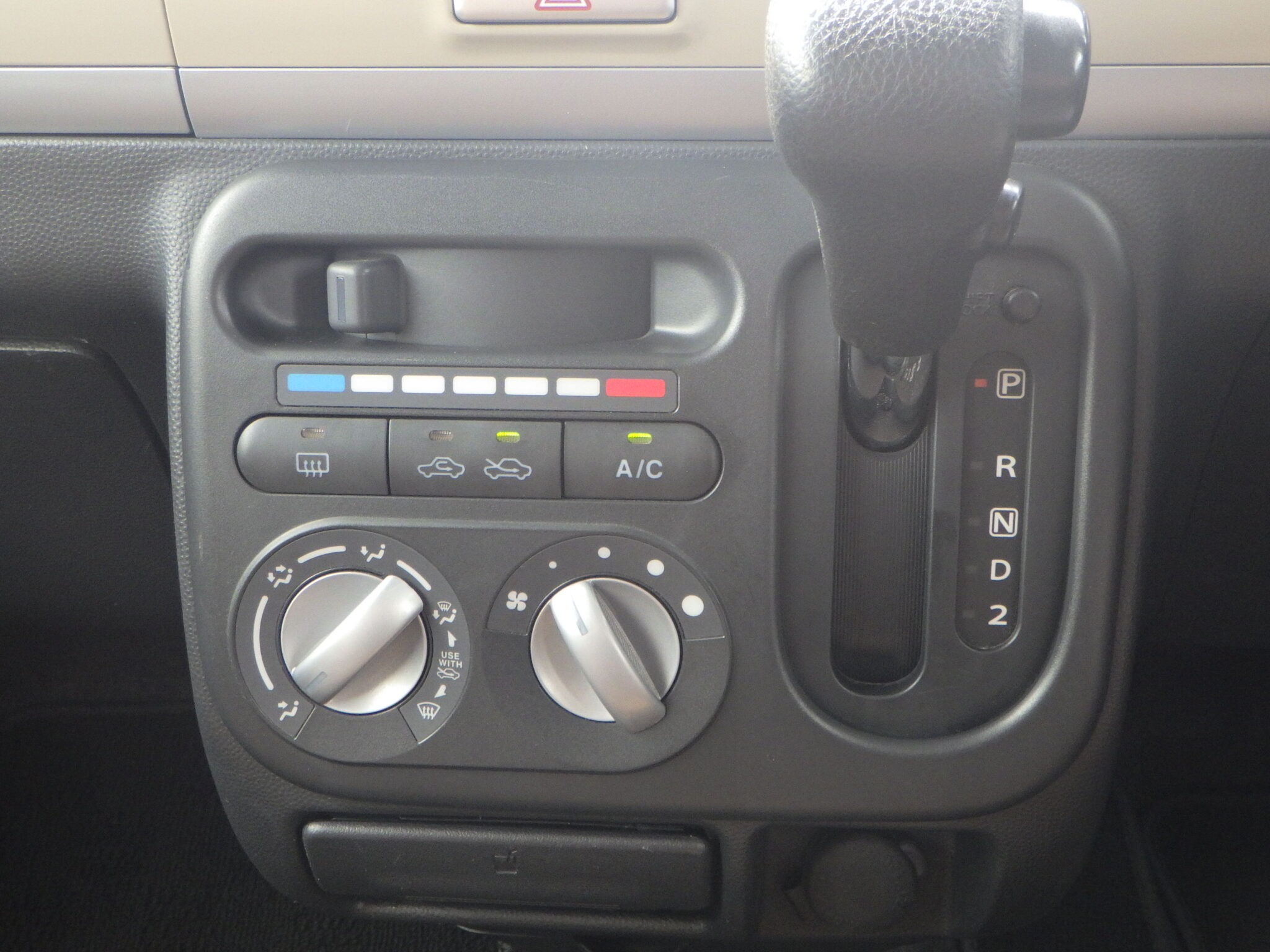 スズキ アルトラパンの画像18