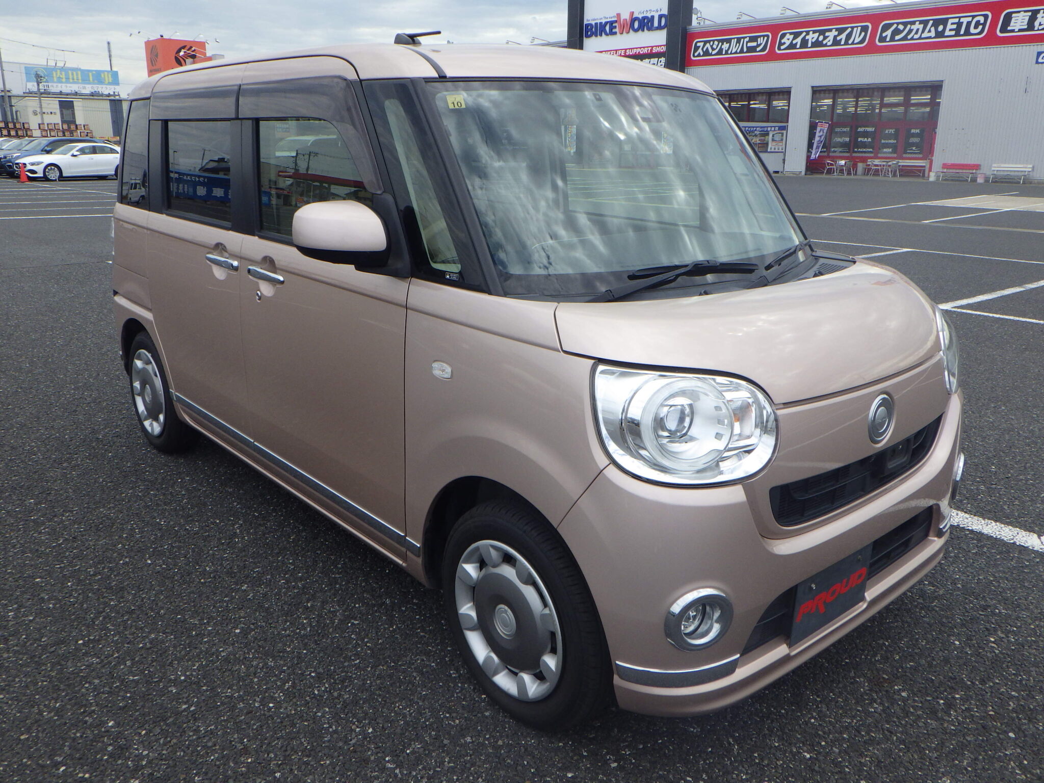 ダイハツ ムーヴキャンバスの画像3