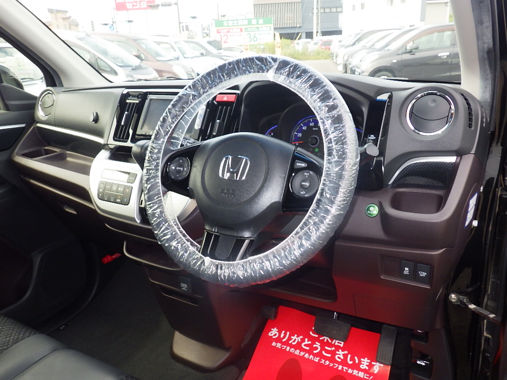 ホンダ N-WGNカスタムの画像2