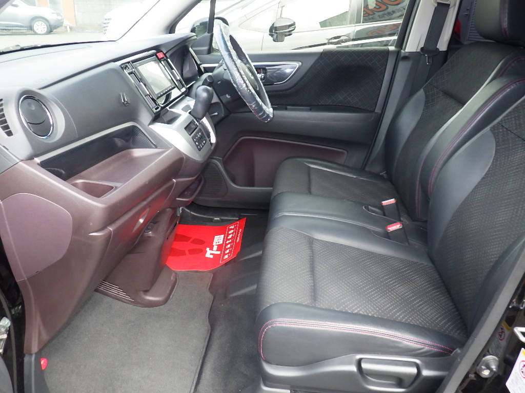 ホンダ N-WGNカスタムの画像6