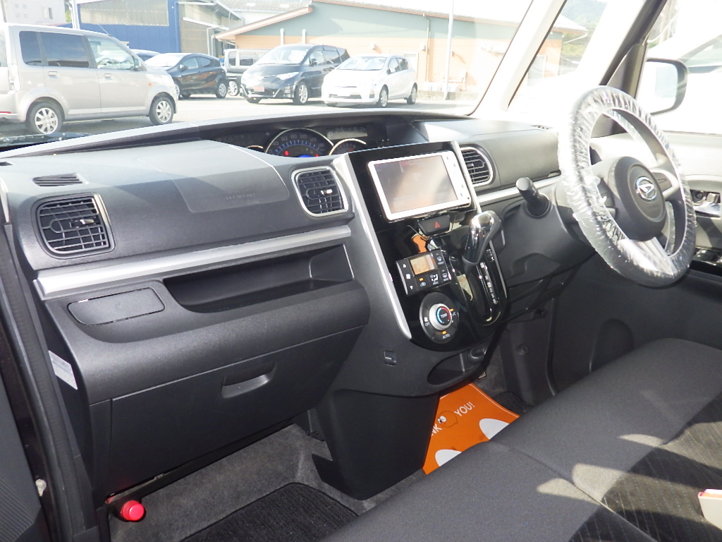 ダイハツ タントカスタムの画像5