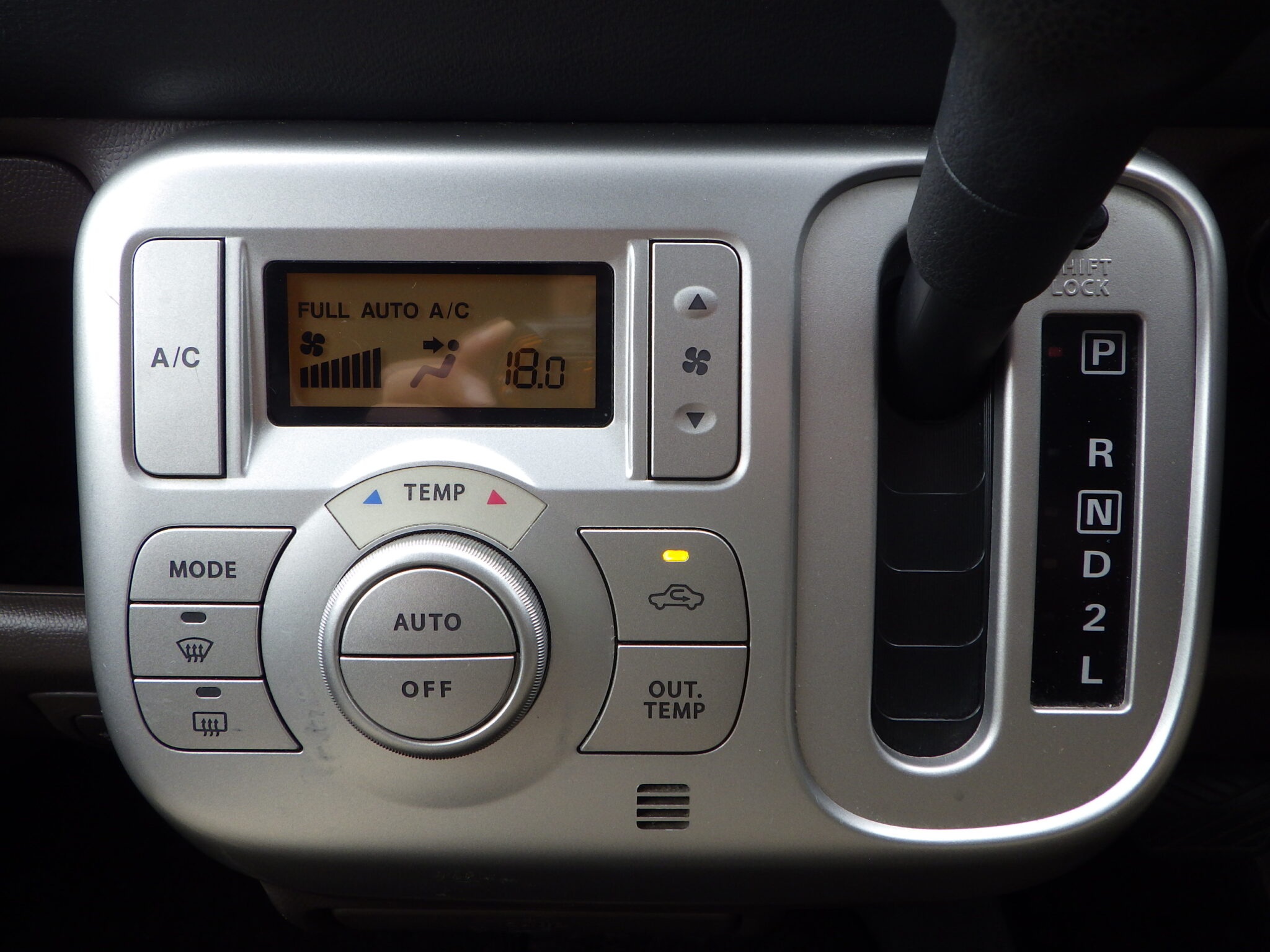 日産 モコの画像16