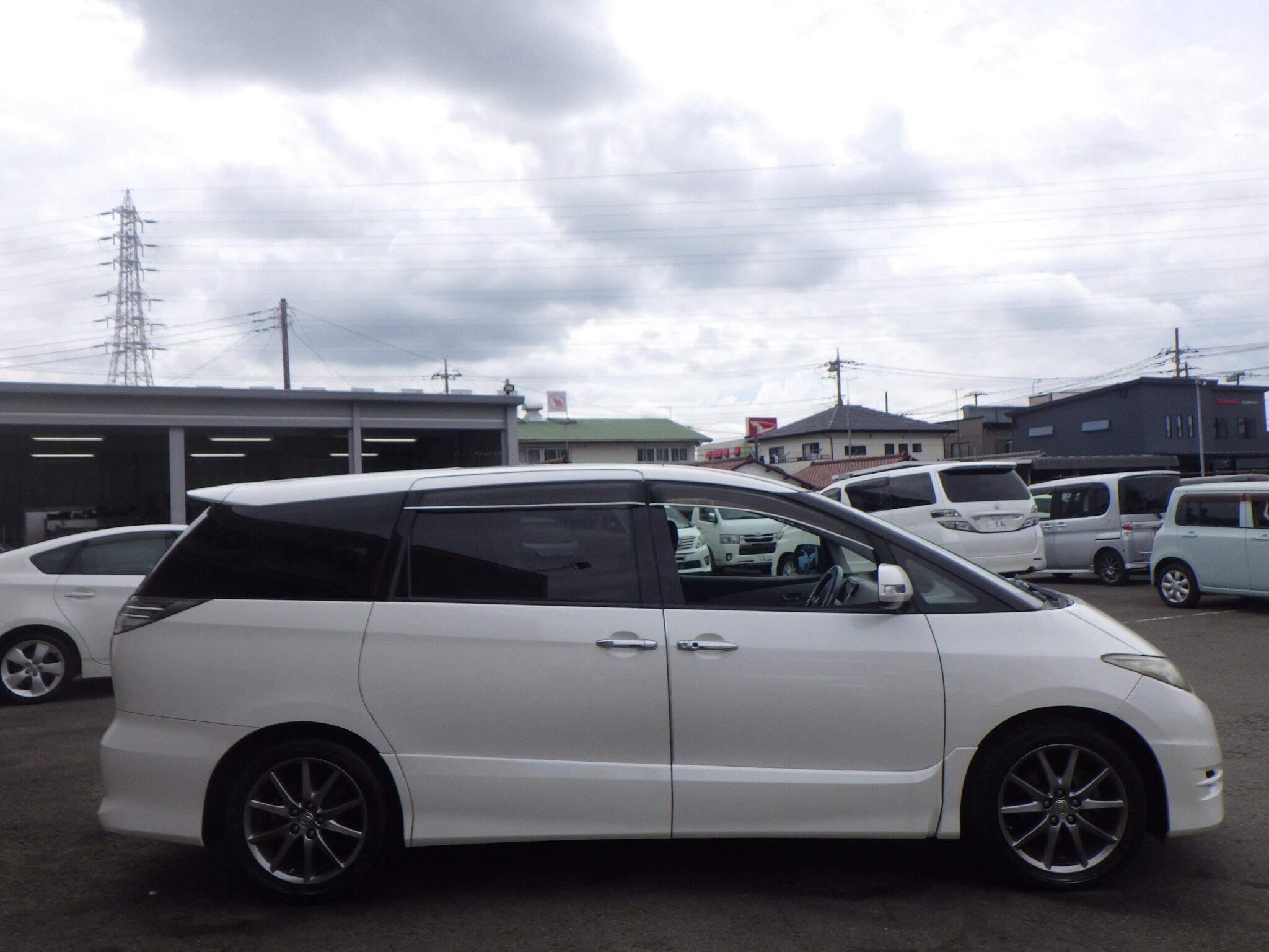 トヨタ エスティマの画像4