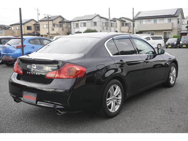 日産 スカイラインの画像4