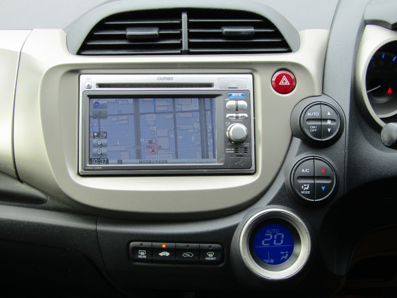 ホンダ フィットハイブリッドの画像14