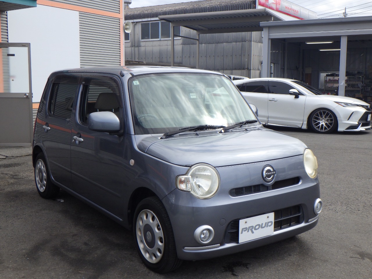 ダイハツ ミラココアの画像3