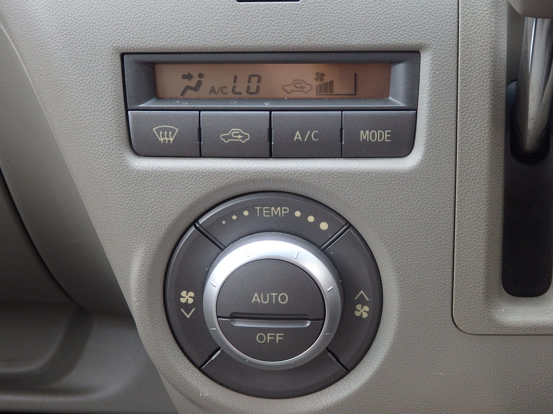 ダイハツ アトレーワゴンの画像16