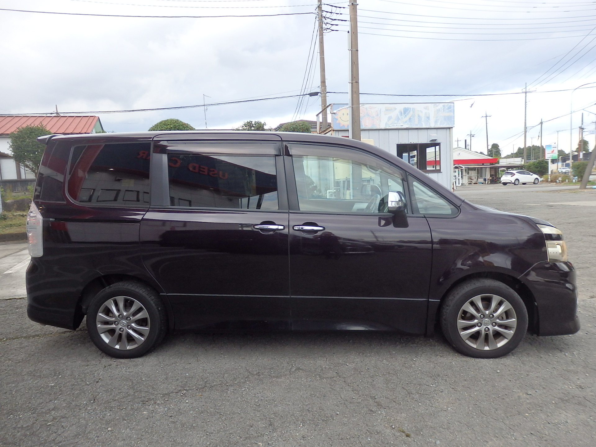 トヨタ ヴォクシーの画像4