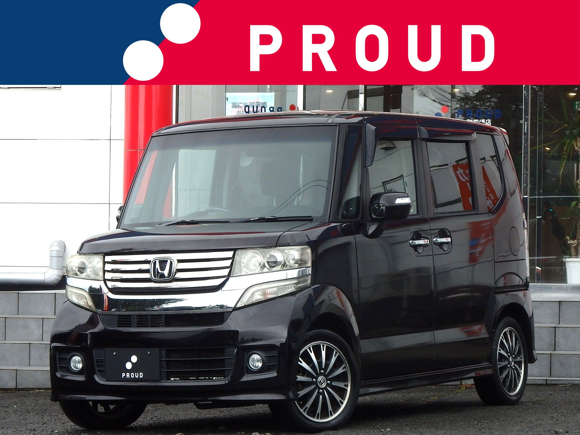 ホンダ N-BOXカスタムの画像1