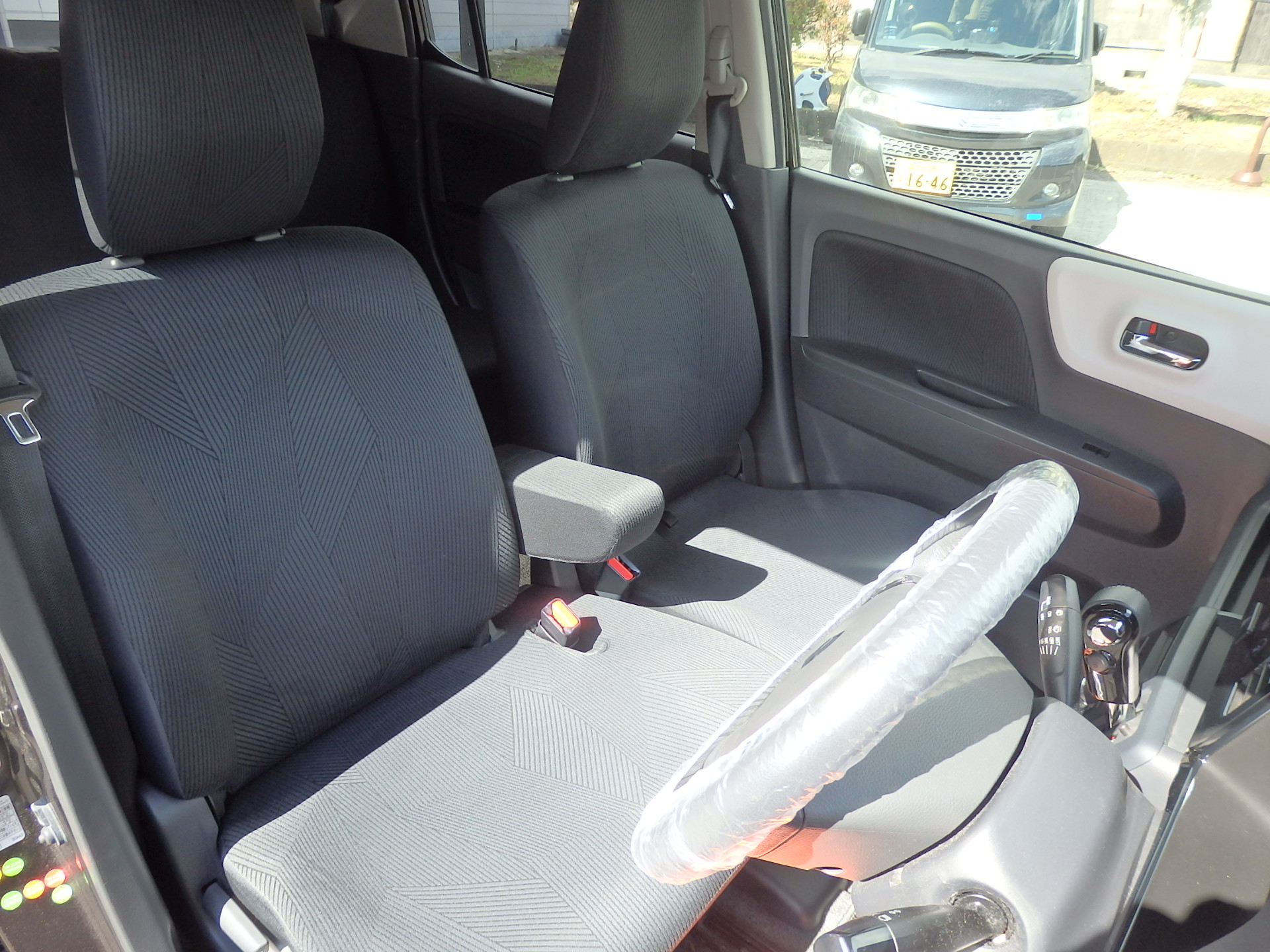 スズキ MRワゴンの画像17