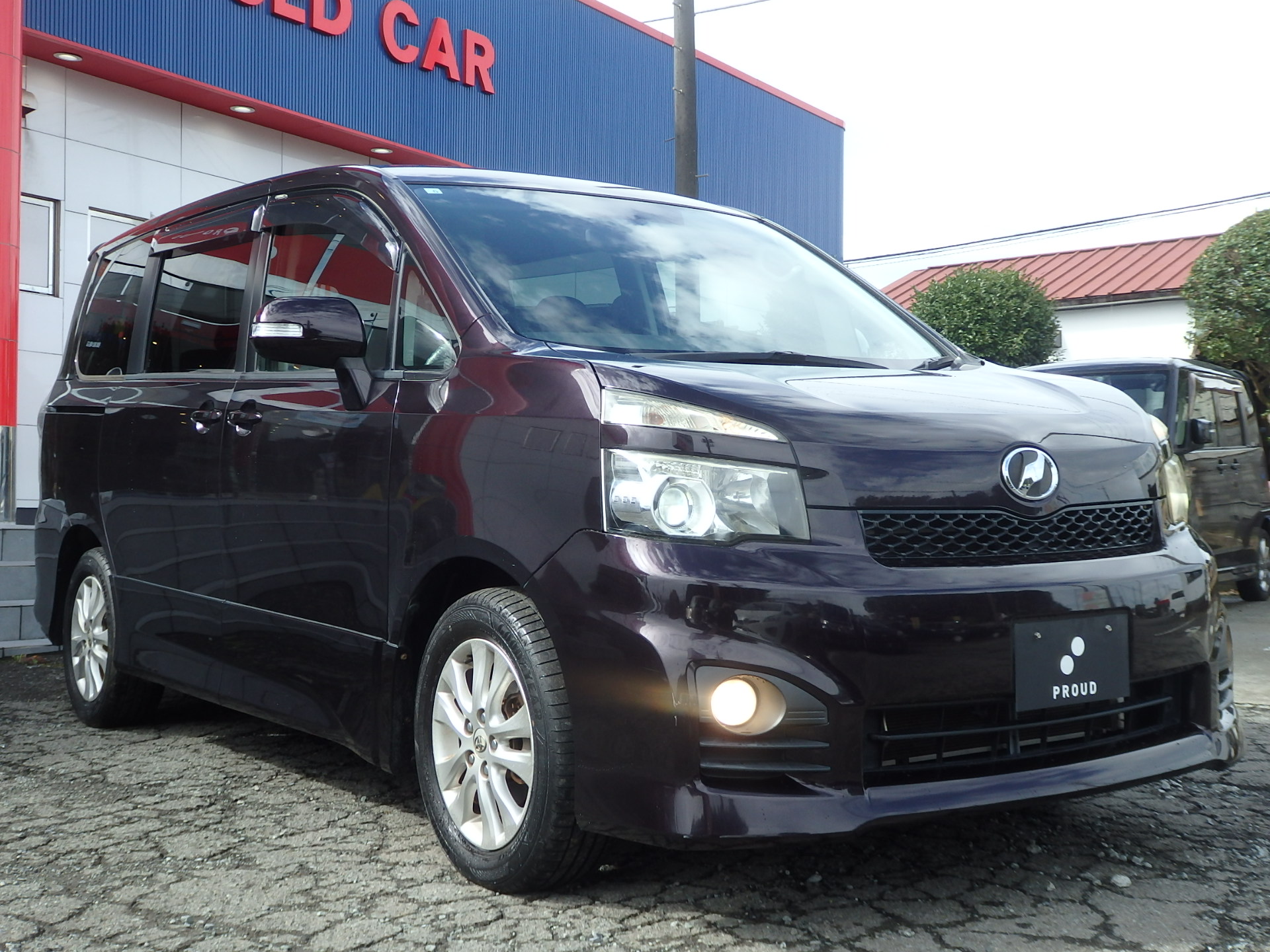 トヨタ ヴォクシーの画像3