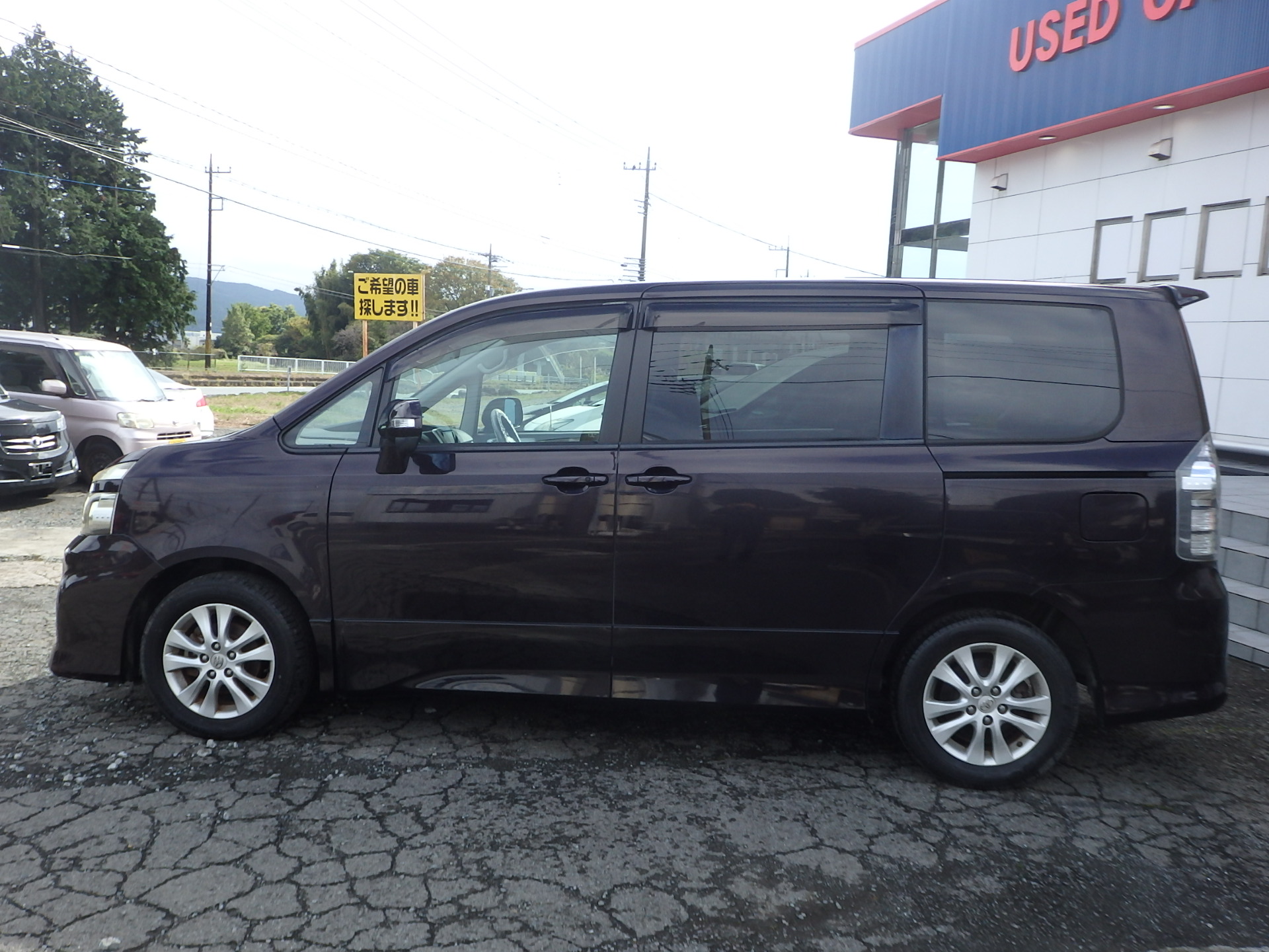 トヨタ ヴォクシーの画像8