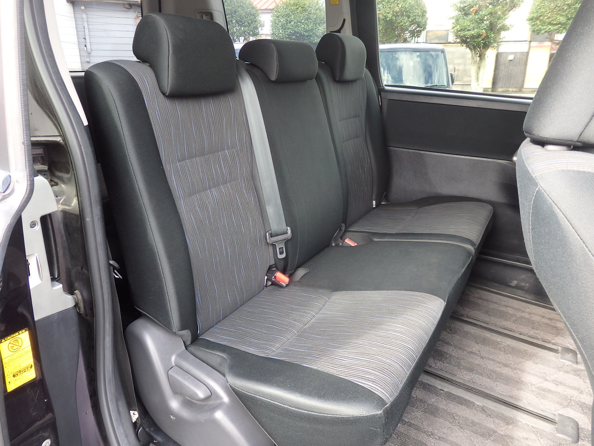 トヨタ ヴォクシーの画像10