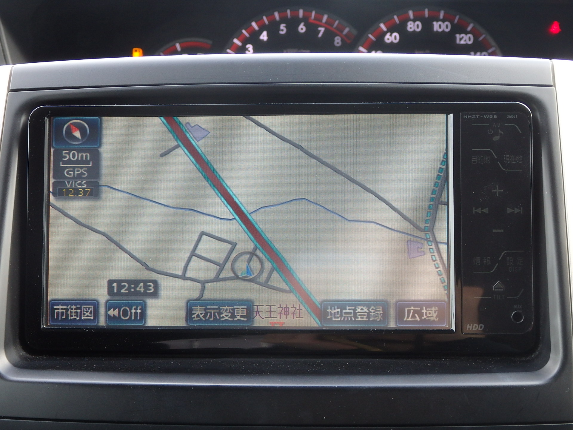 トヨタ ヴォクシーの画像16