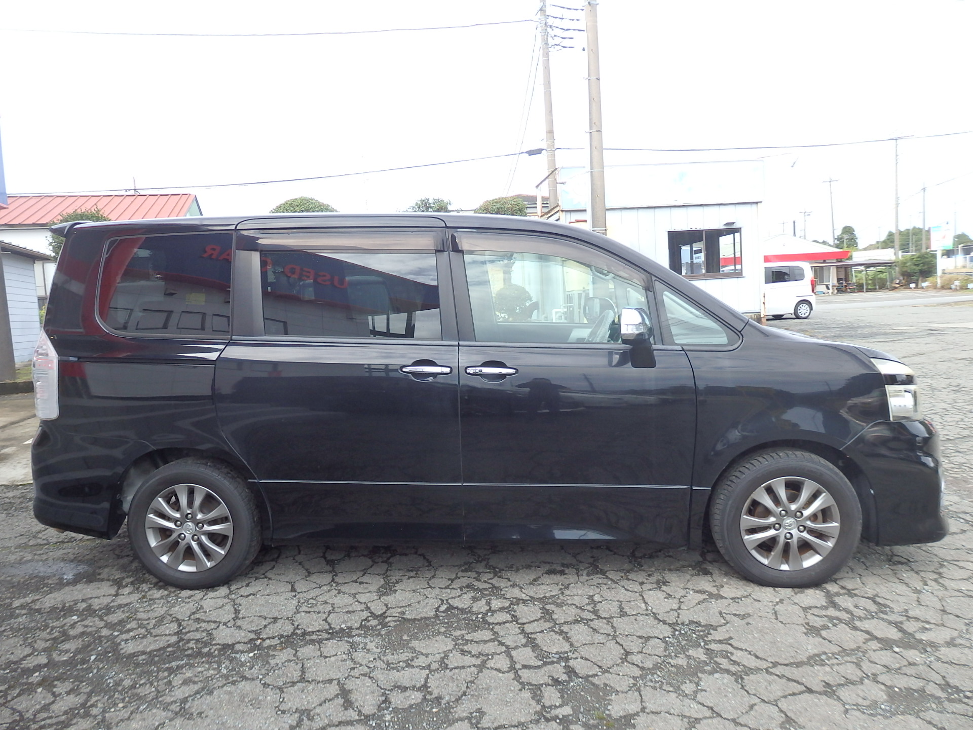 トヨタ ヴォクシーの画像4