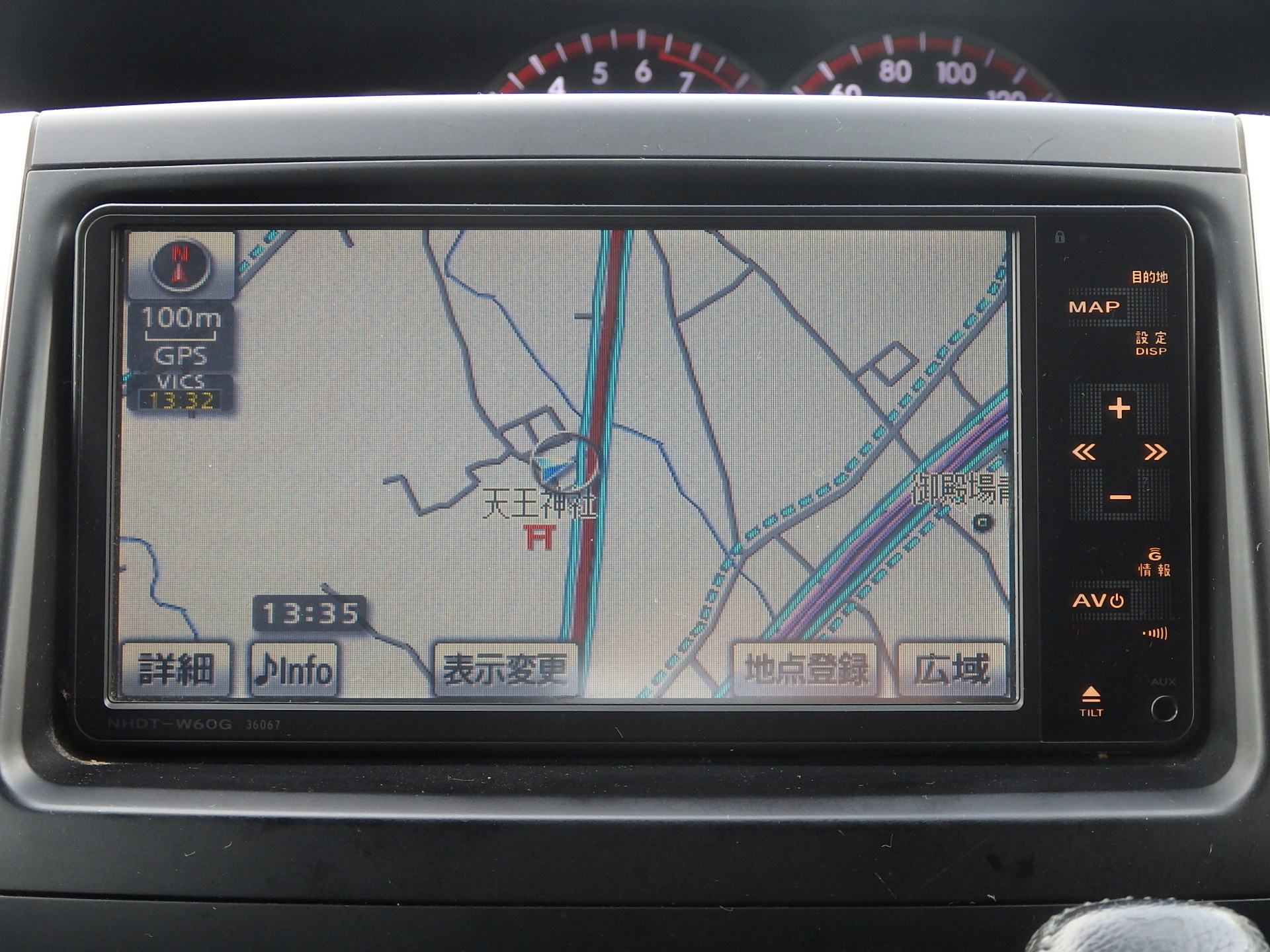 トヨタ ヴォクシーの画像16