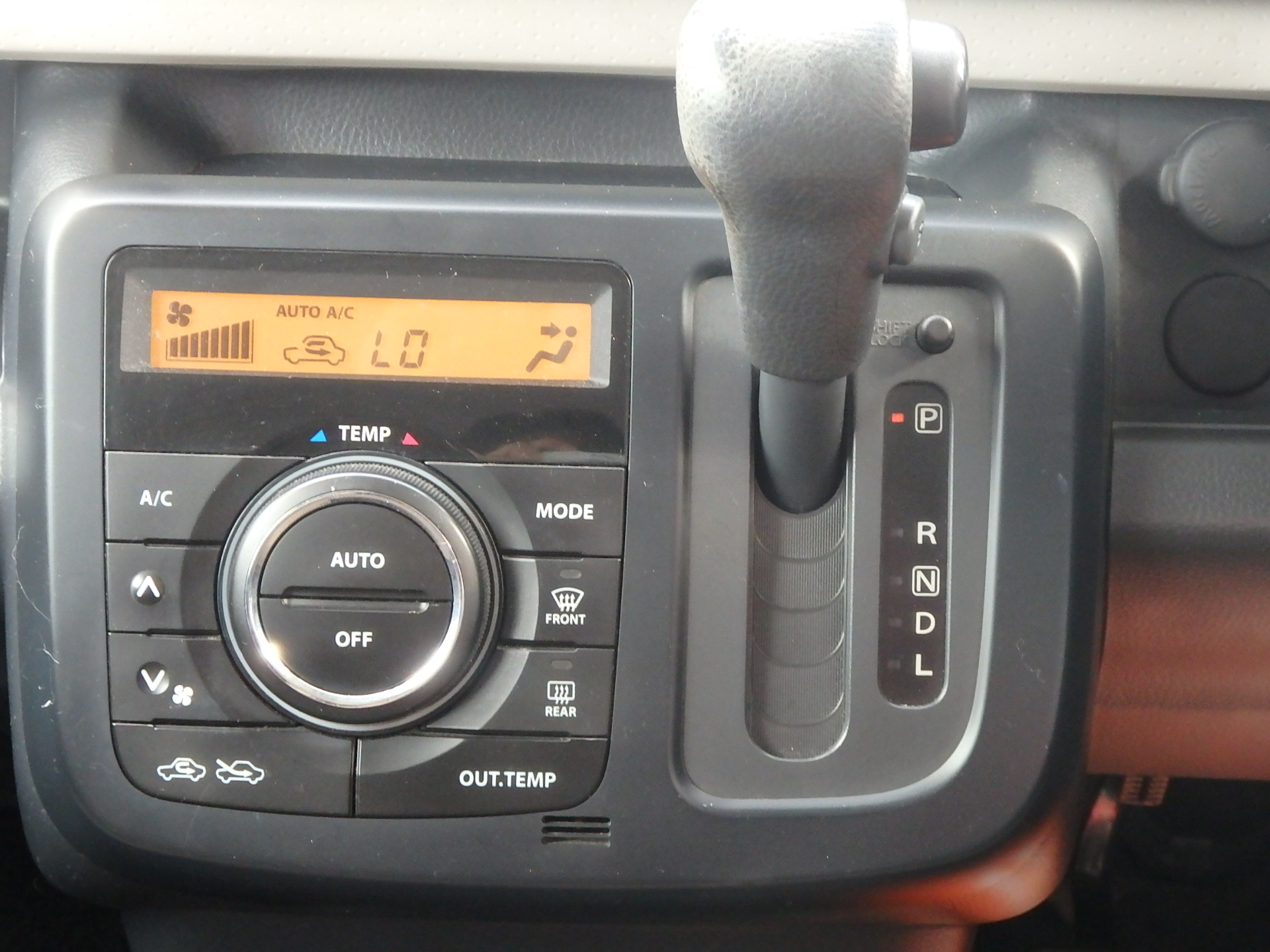 スズキ MRワゴンの画像12