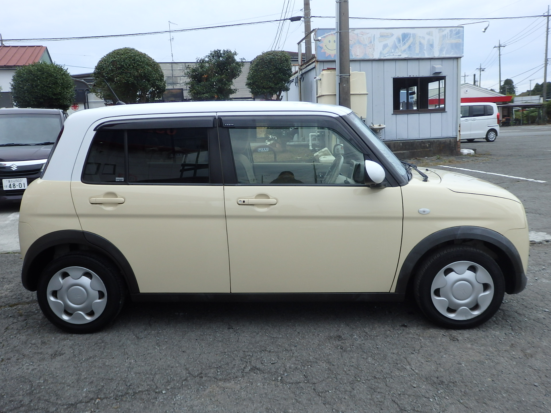 スズキ アルトラパンの画像4