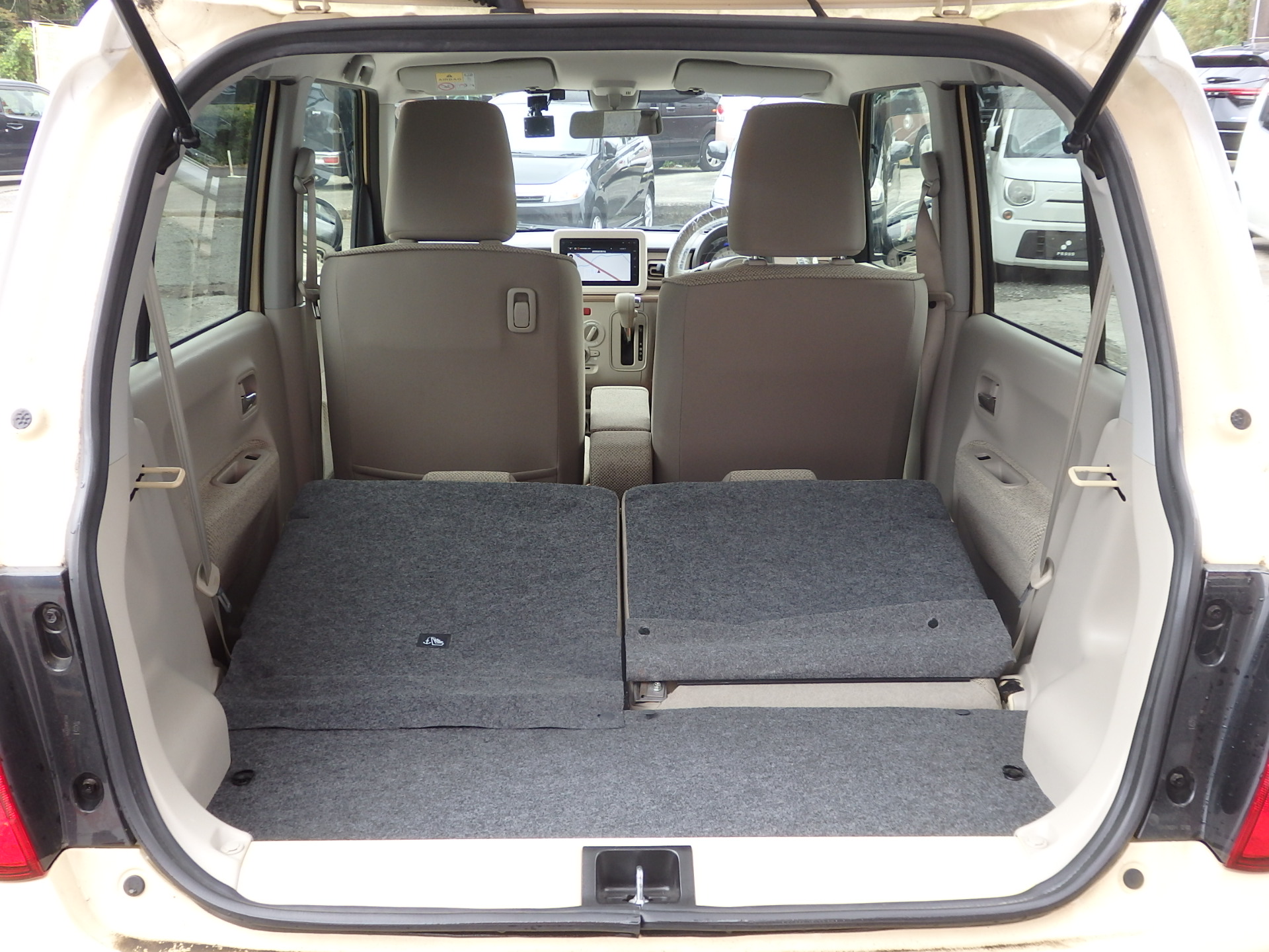 スズキ アルトラパンの画像12